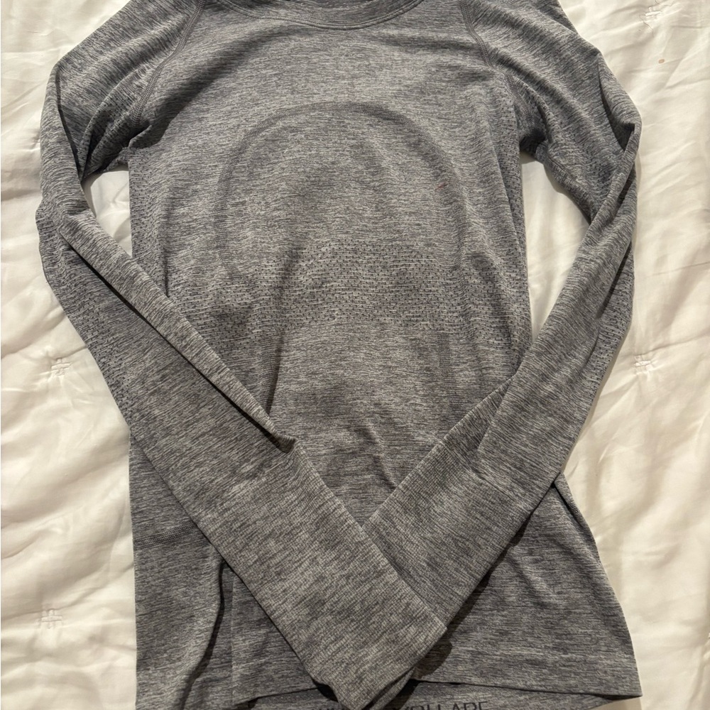 lululemon athletica grey Long Sleeve Tee